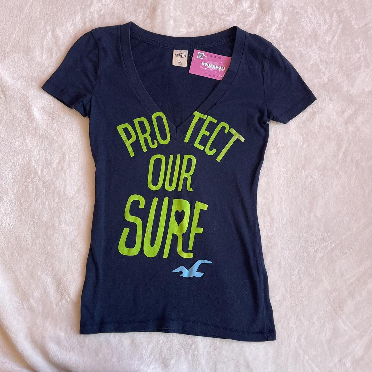 ♡ hollister tshirt ♡